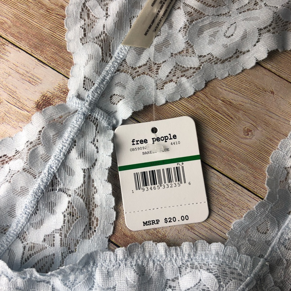 🆕 Free People Galloon Lace Bralette barely blue - Picture 4 of 8